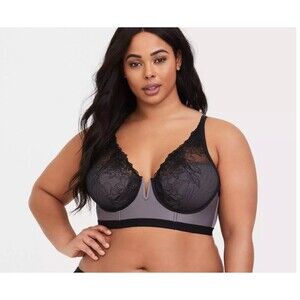 Torrid Curves Grey Embroidered V-Wire Underwire Lace Bralette Bra Size 4 NWT